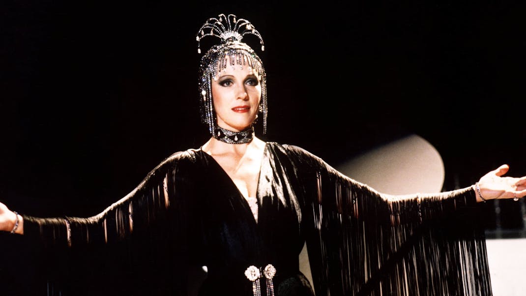 Victor/Victoria (1982) - Ritz Cinemas